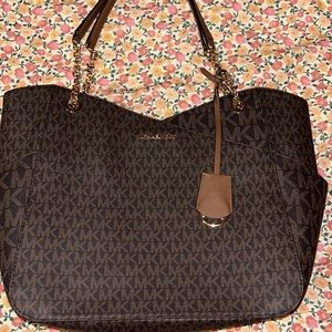 MK PURSE and matching wallet